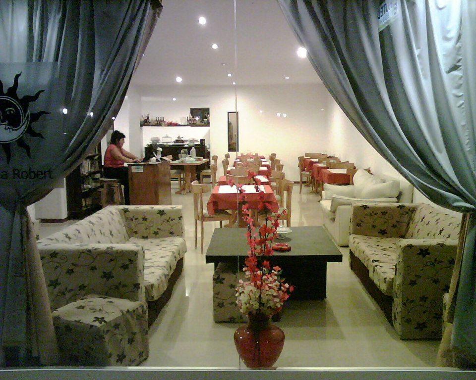 Hosteria Robert Villa Gesell Exterior photo